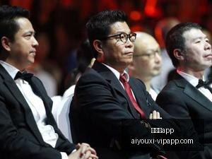 李昂染红致,意外失误,同龄人警惕,爱游戏app,爱游戏官网,爱游戏体育app